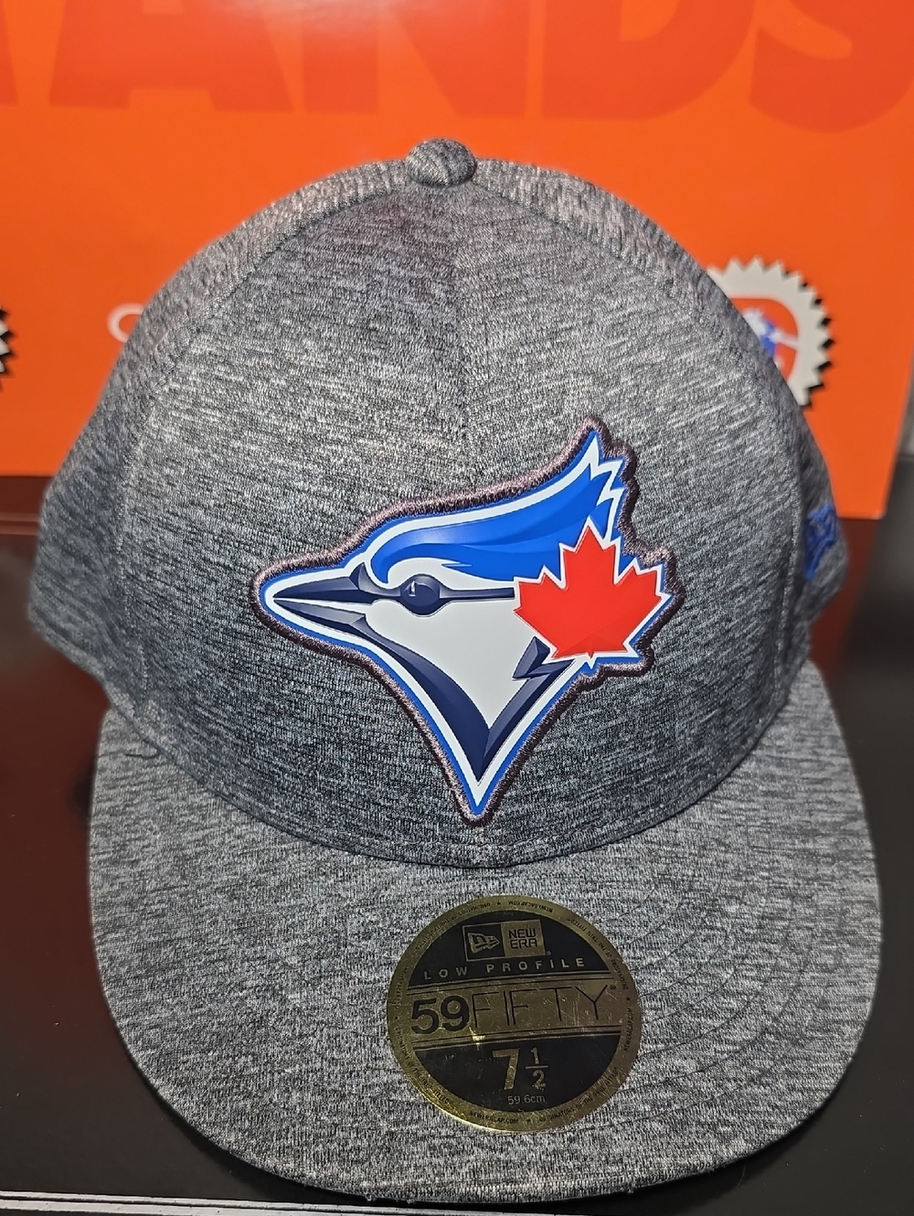 New Era Gray Heather Toronto Blue Jays Fitted Cap with Blue & Red Logo